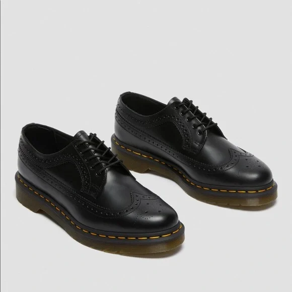 Dr martens 3989 SMOOTH LEATHER BROGUE SHOES size 7 - Picture 9 of 9